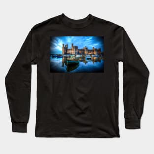 Caernarfon Castle At Night Long Sleeve T-Shirt